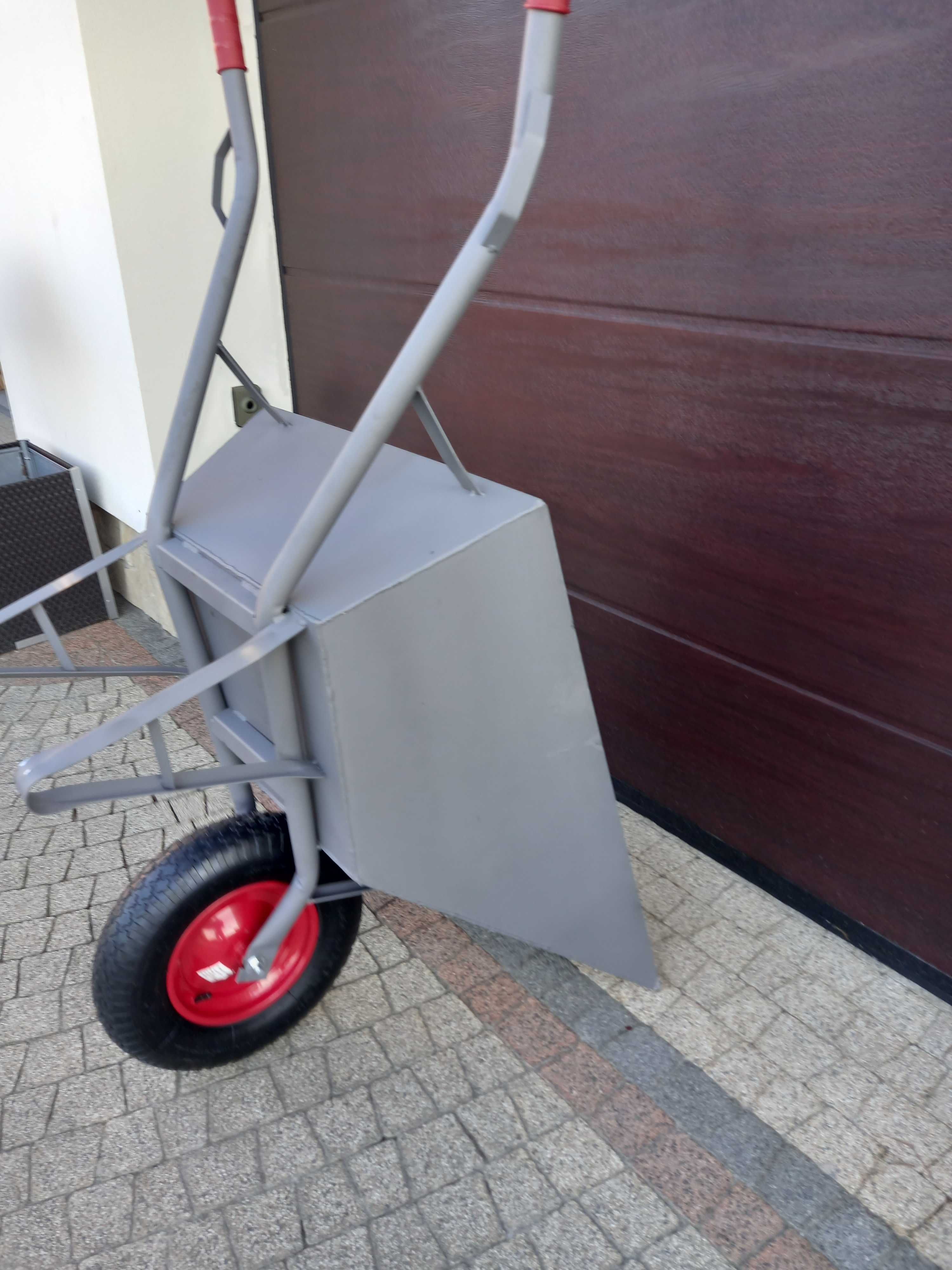 Taczki budowlane poj.ok.120 l o grubości blachy ok.2 mm
