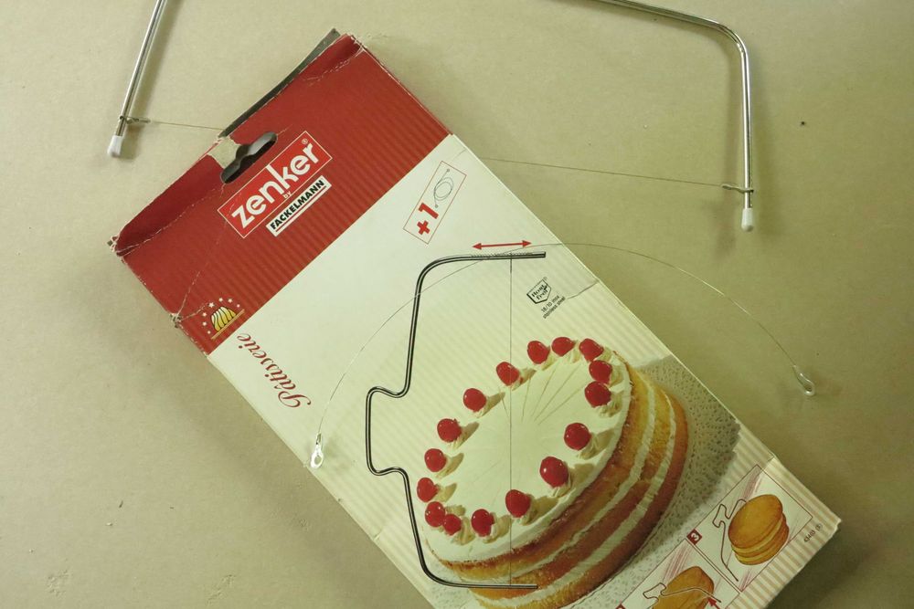 nóż do rozcinania blatów tortów ciast regulowany