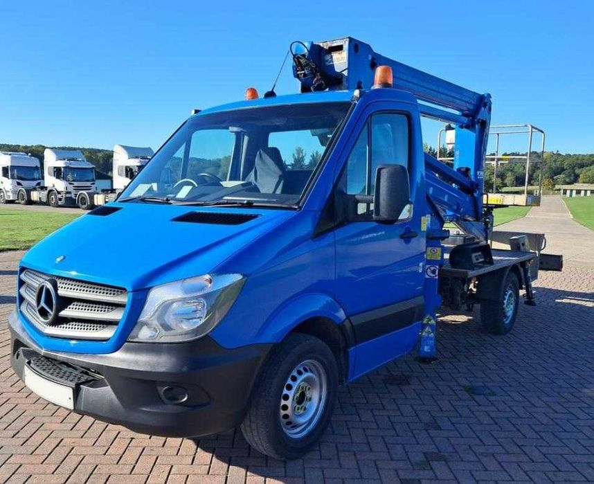 Автовишка Mercedes-Benz Sprinter 2015 року