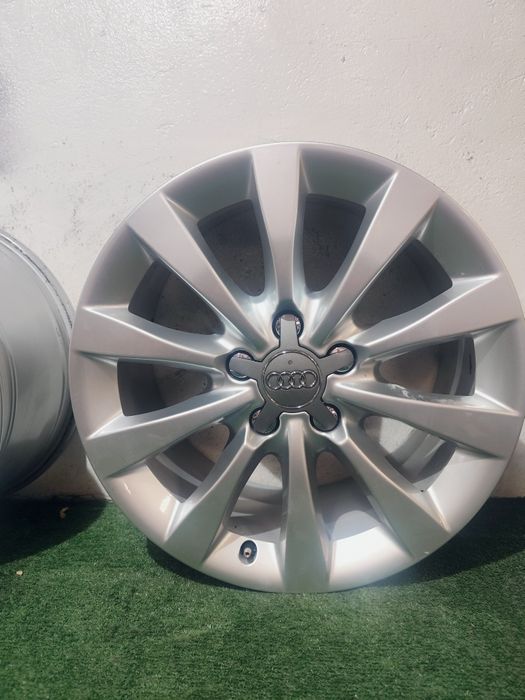 Felgi aluminiowe OE Audi A4 B8 5x112 17" 8J et39