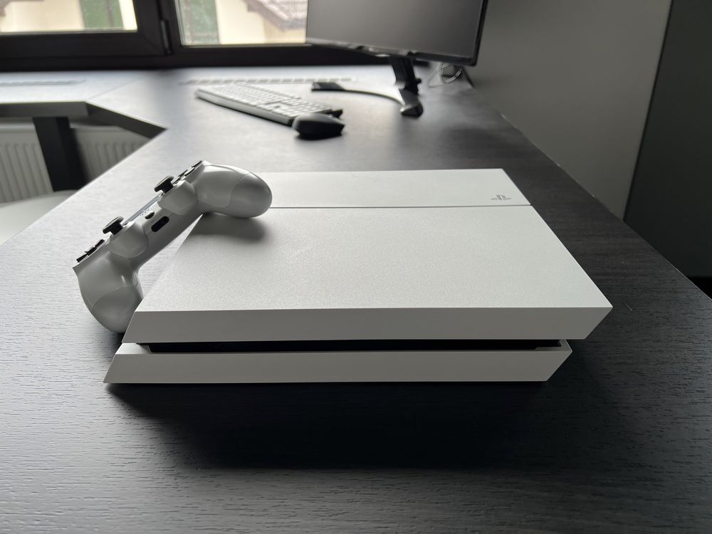 Sony PlayStation 4 WHITE + ГАРАНТІЯ!