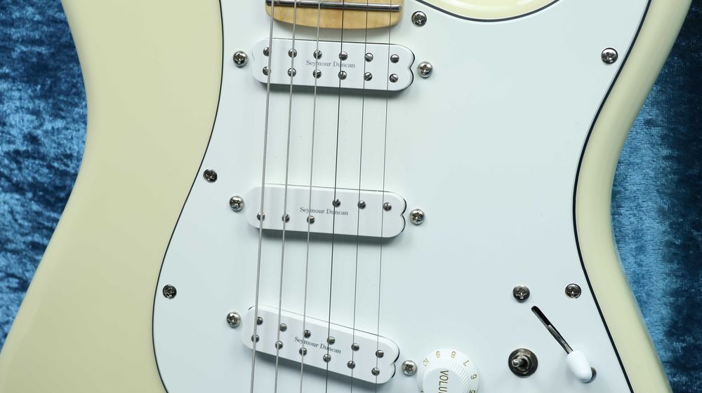 Mensinger Passenger Strat Duncan HHH gitara elektryczna