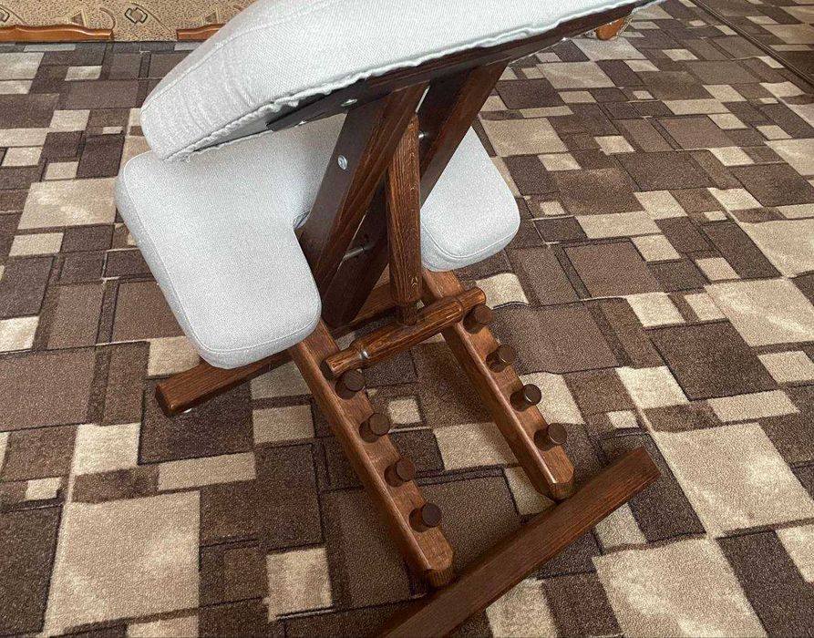 Ортопедичне крісло для правильної постави