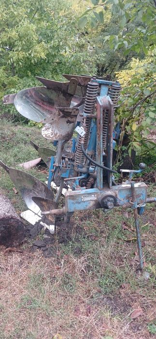 Продам плуг оборотній RABE WERK 2+1