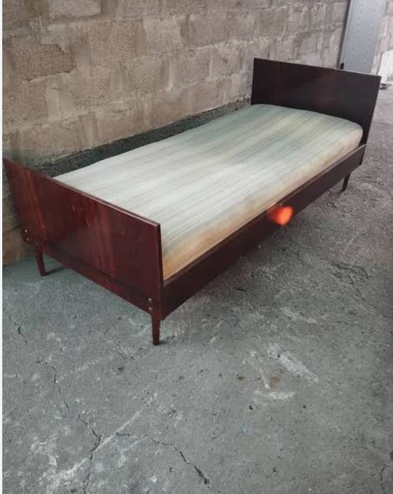 Продам ліжко одно спальне