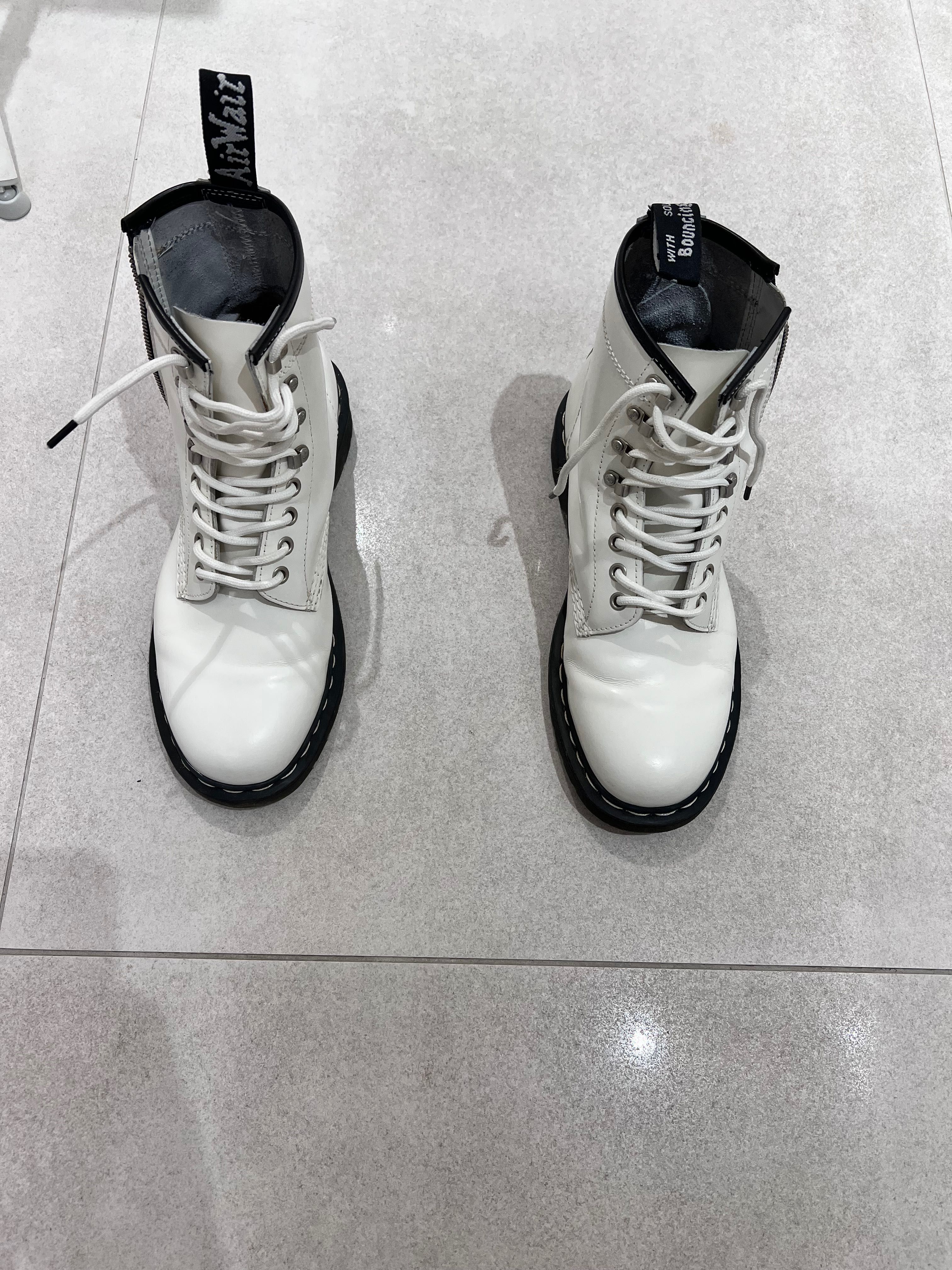 Buty Dr.Martens białe