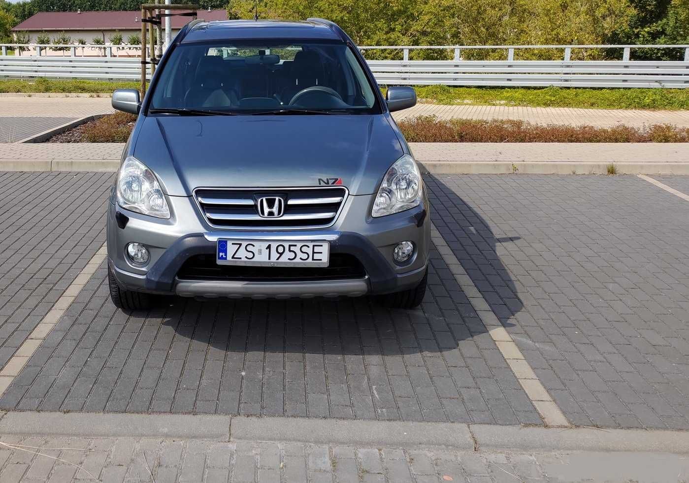 Honda CR-V  2005r. 2.0 4x4 Executive. hak, szyber, klima, skóra, bezwy