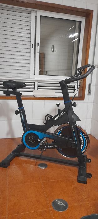 Bicicleta ergometrica nova
