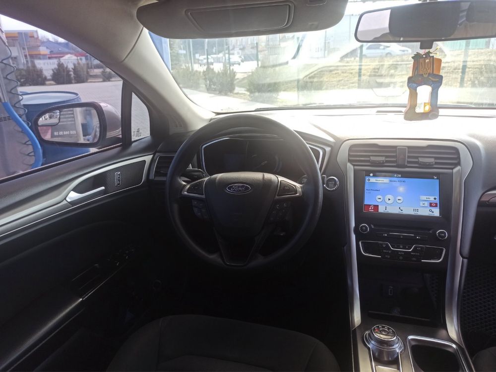 Ford Fusion 2017 газ/бензин