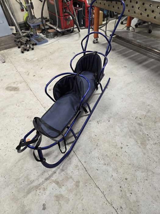 Sanki dwuosobowe dla bliźniaków