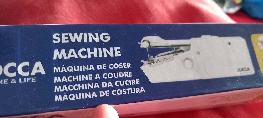 Maquina pequena custura,nova