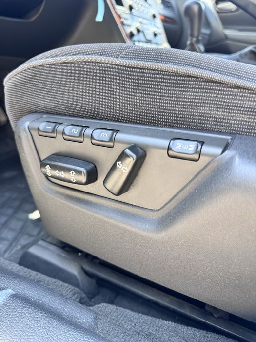 VOLVO S60 2.4 D5 NACIONAL POUCOS KM EXCELENTE ESTADO GARANTIA DE 18 me