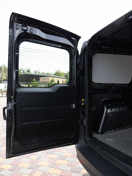 Вантажний автомобіль Fiat Doblo Maxi 2012