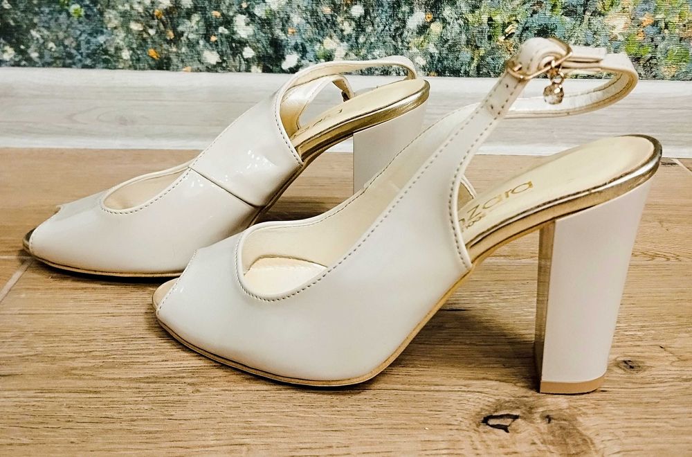 Босоніжки,35 розмір