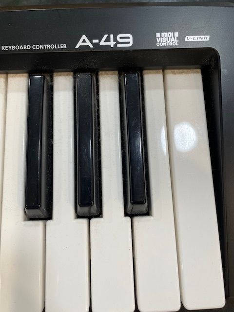 Teclado MIDI Roland A-49   D-BEAM Controller