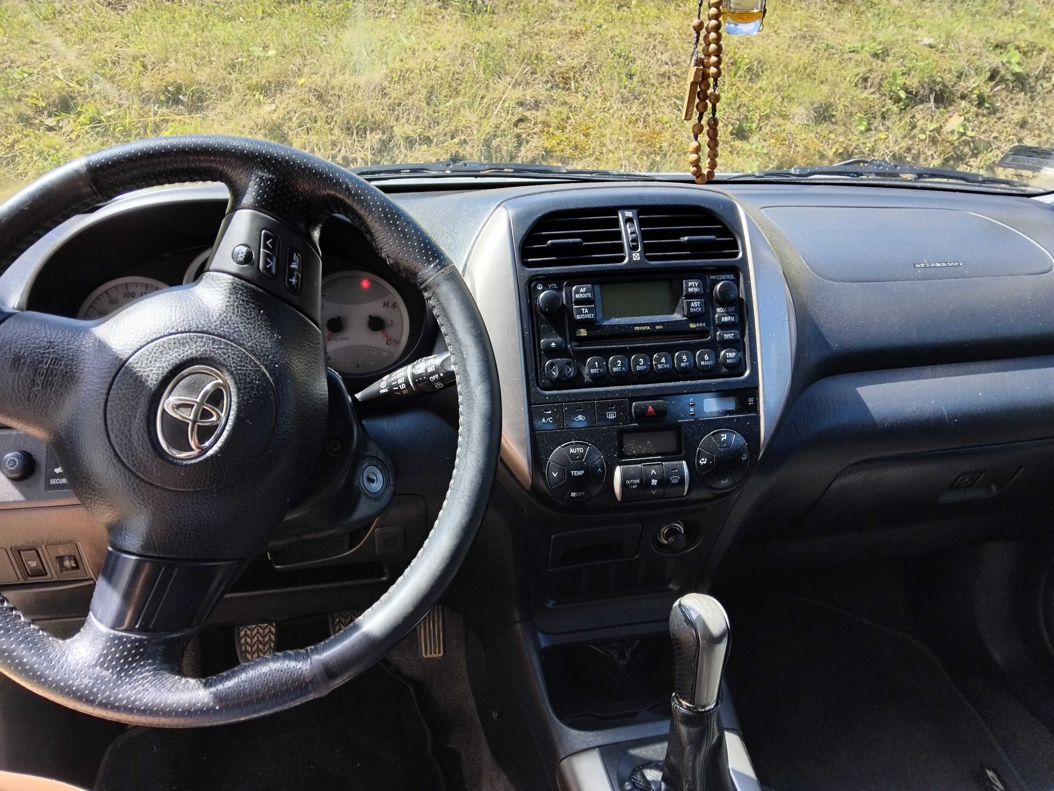 Toyota RAV 4 2003r.