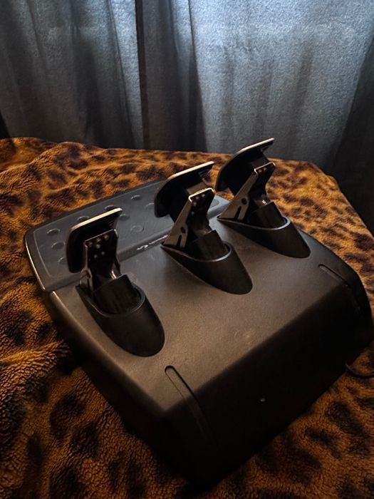 Продам Logitech g29