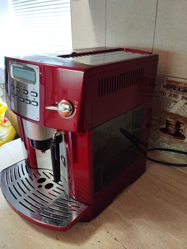 Кавоварка Delonghi
