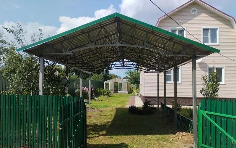 Заборы и металлоконструкции: навесы, вольеры, бытовки монтаж