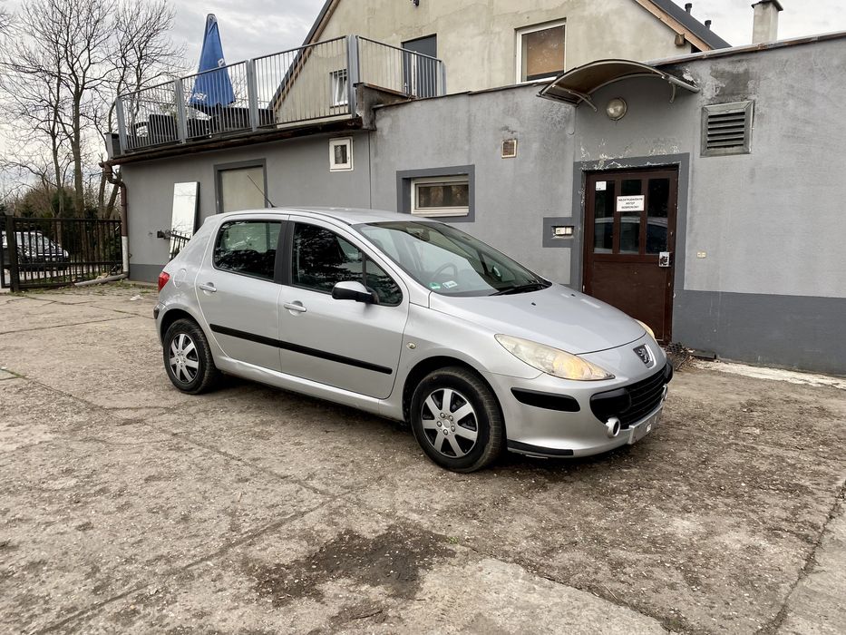 Peugeot 307 1.4 benzyna 2006r climatronic 5 drzwiowy