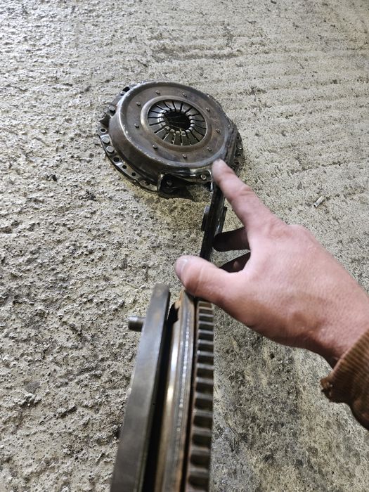Sprzęgło Bmw E30 E36 E39 E46 2.0i 2.3i 2.5i m52 m54 tarcza dwumasa doc