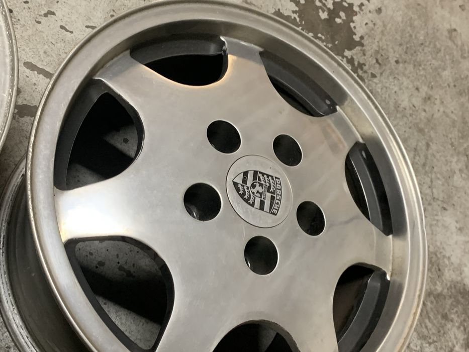 Porsche r16 d90 jantes polidas