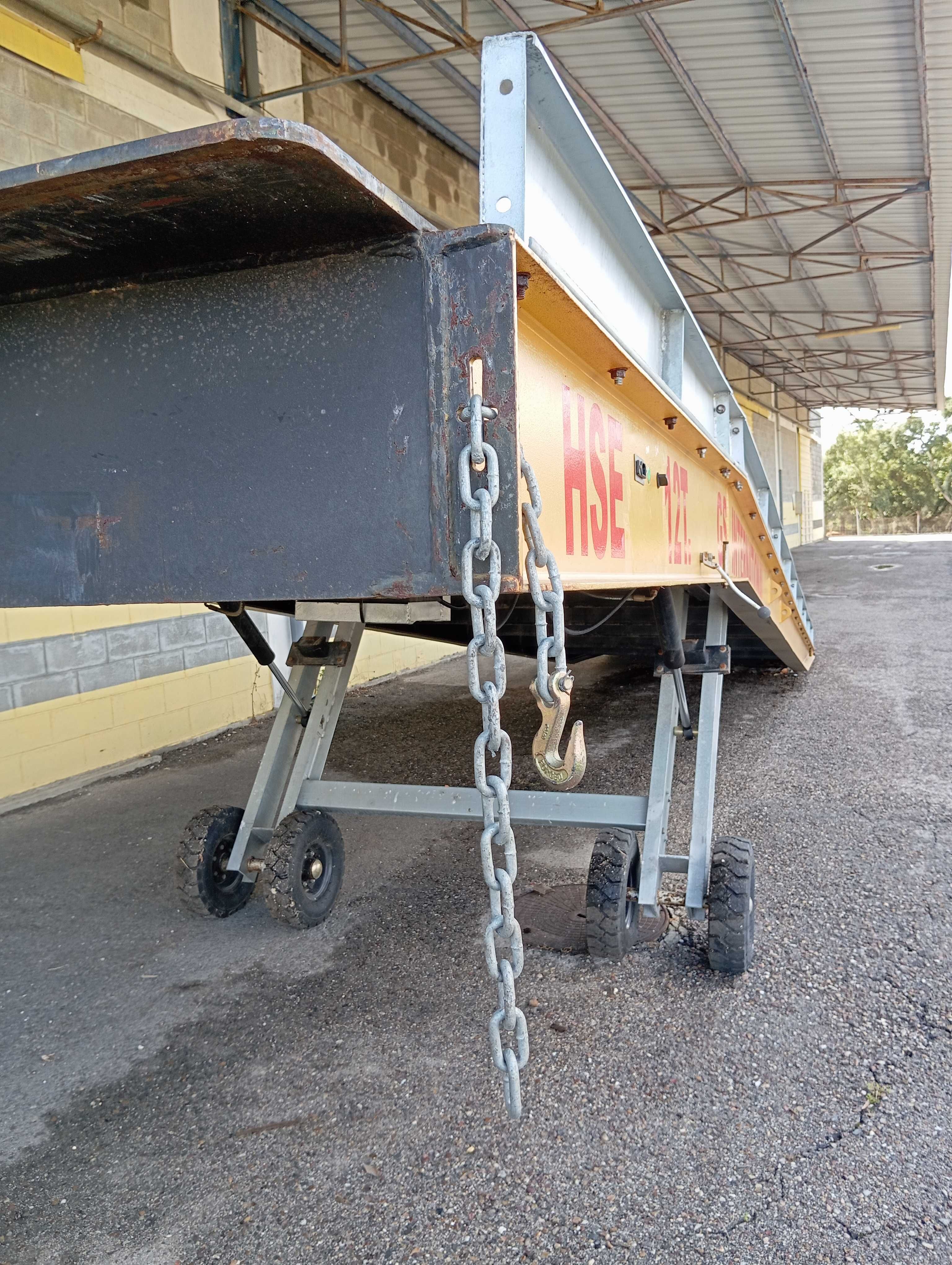 Rampa de carga Móvel Elétrica - HSE 12TN