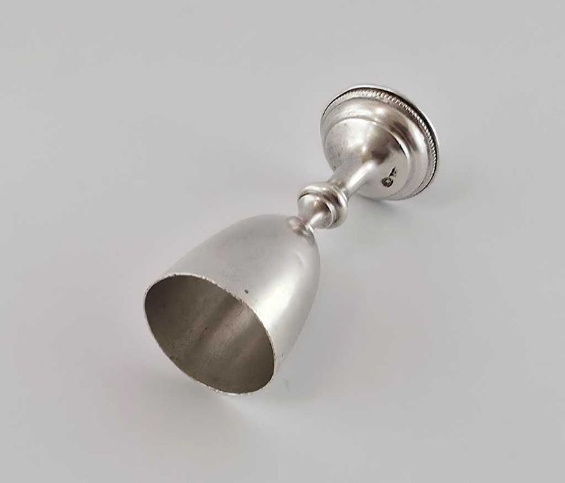 Kieliszek do pejsachówki autorstwa Krupski i Matulewicz 1920 - 1939