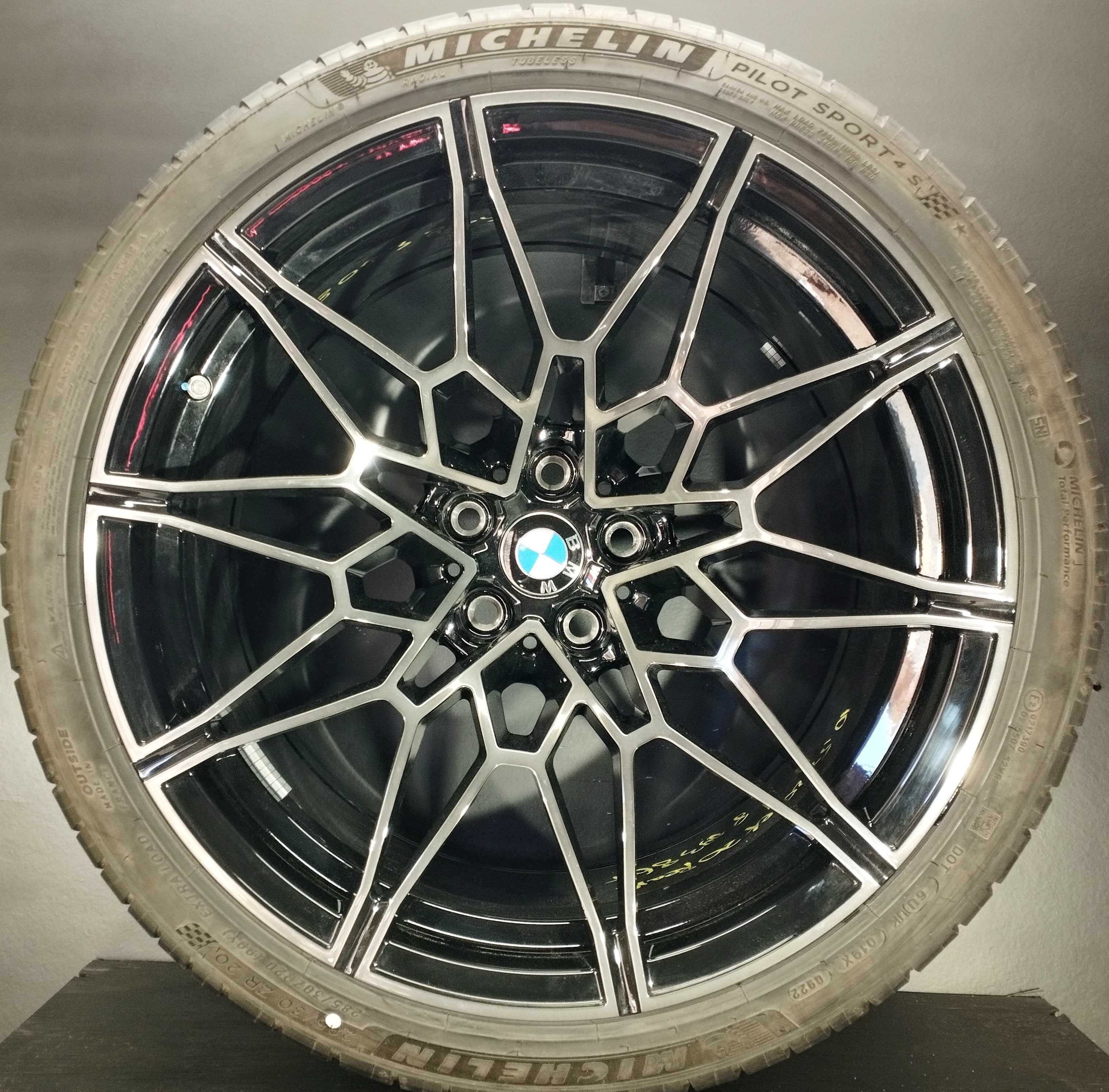 BMW M4 Competition / komplet felg aluminiowych 2x R19 2x R20