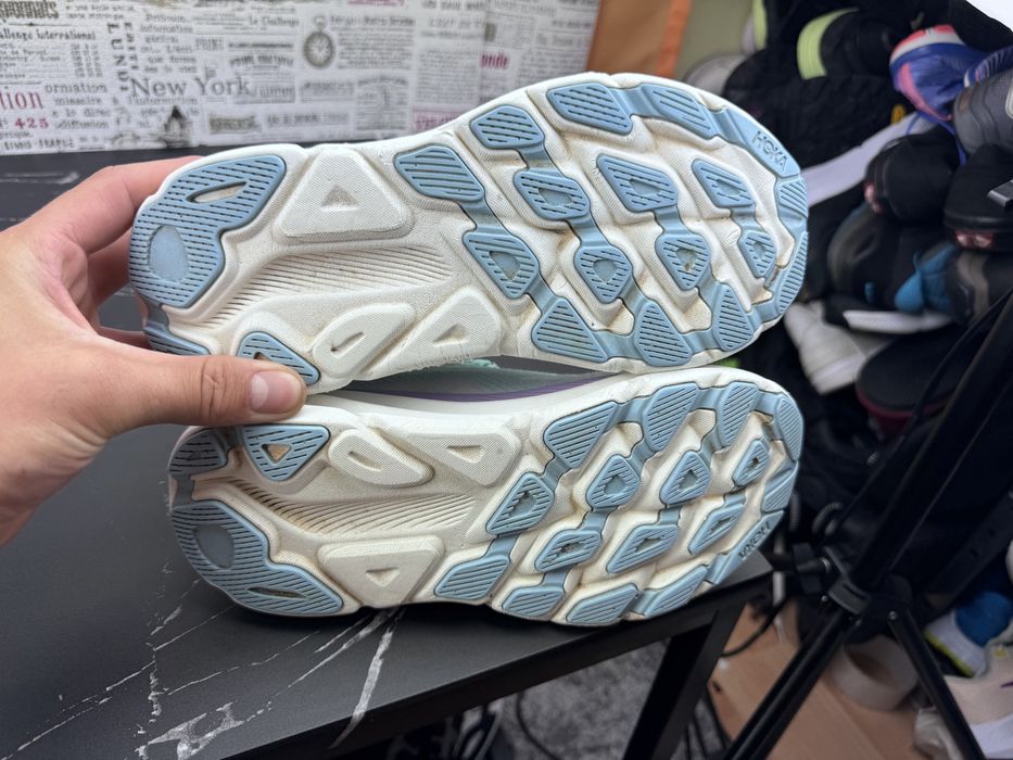 Оригінал Розмір 38 Кросівки Hoka One One Clifton 9 / Взуття