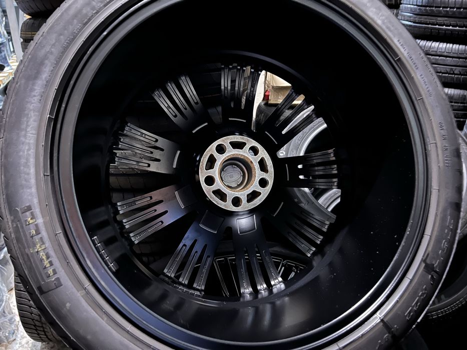 Диски R22 5x120 Range Rover з 275/40/22