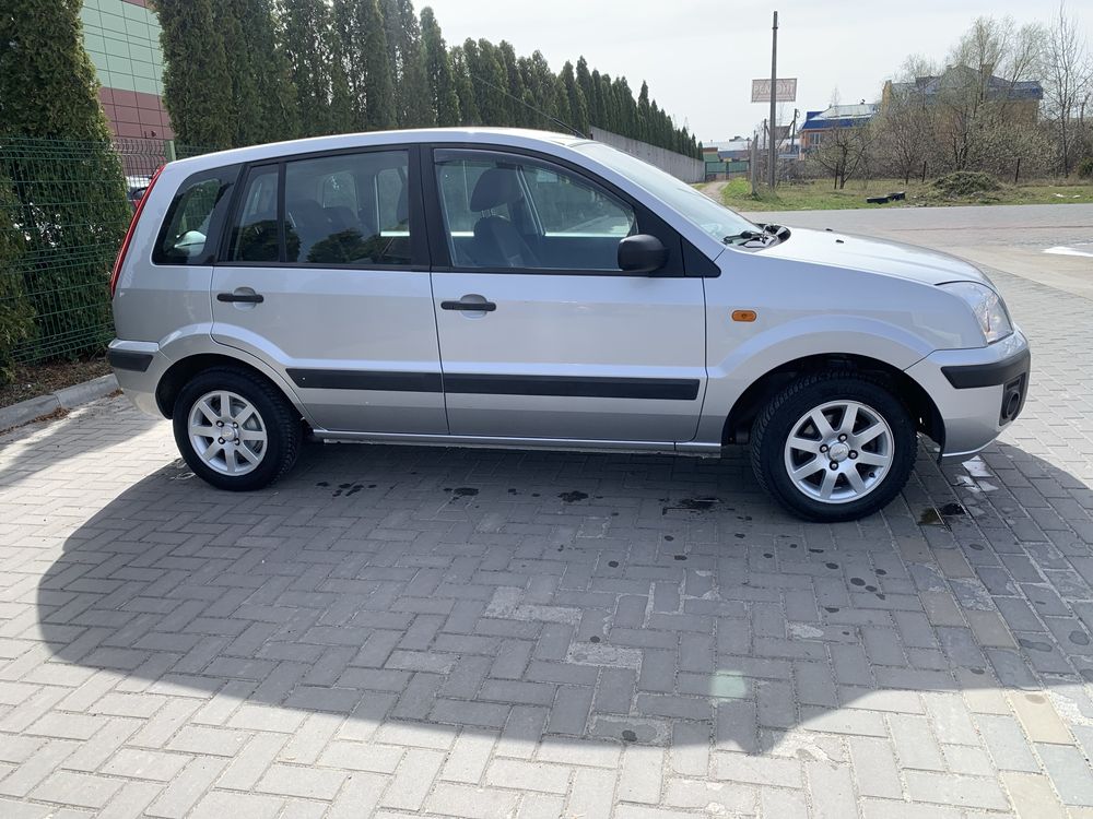 Ford Fusion 1.4 бензин 2006 р.в.