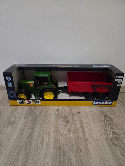 Traktor Bruder z przyczepą wywrotką. Model 02057