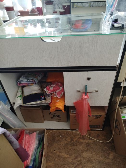 Торгові прилавки