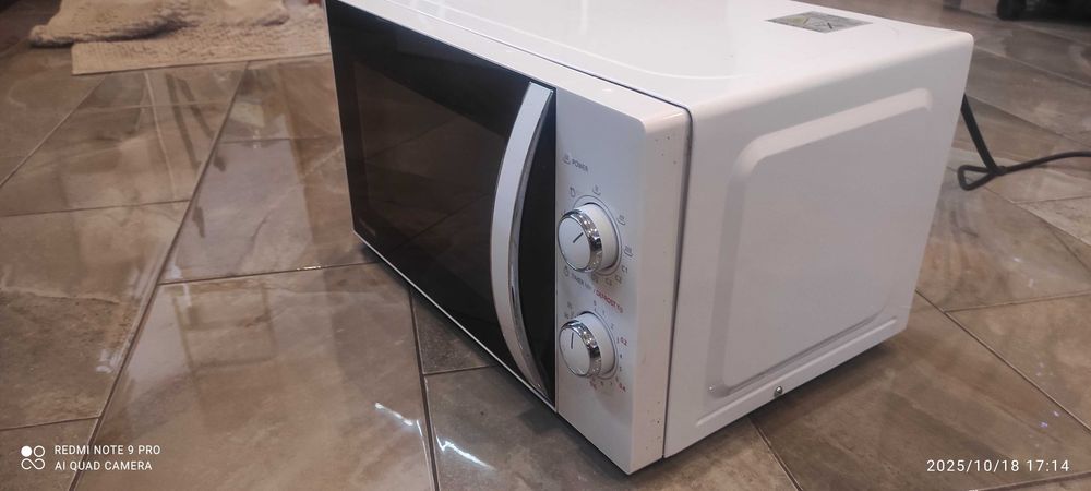 Mikrofalőwka Panasonic i Toshiba