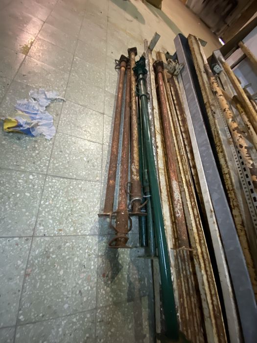 Kit Andaimes (Pouco usado)