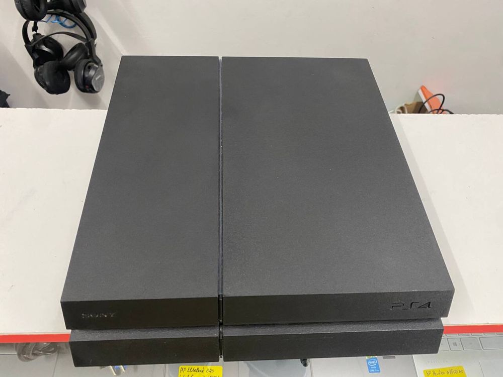 PlayStation 4 FAT 1 TB CUH-1216B
