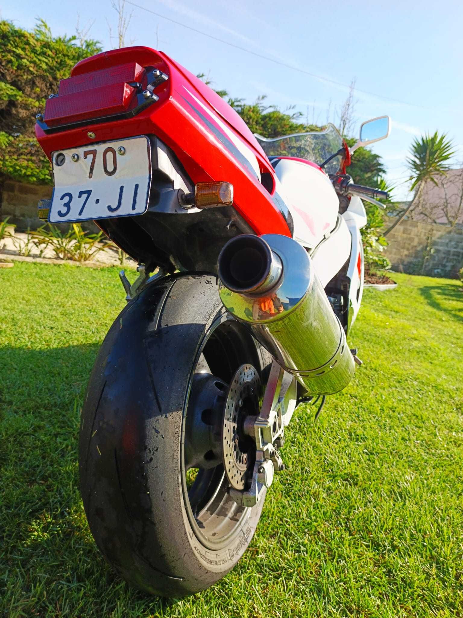 Yamaha YZF 750 (COMO NOVA)