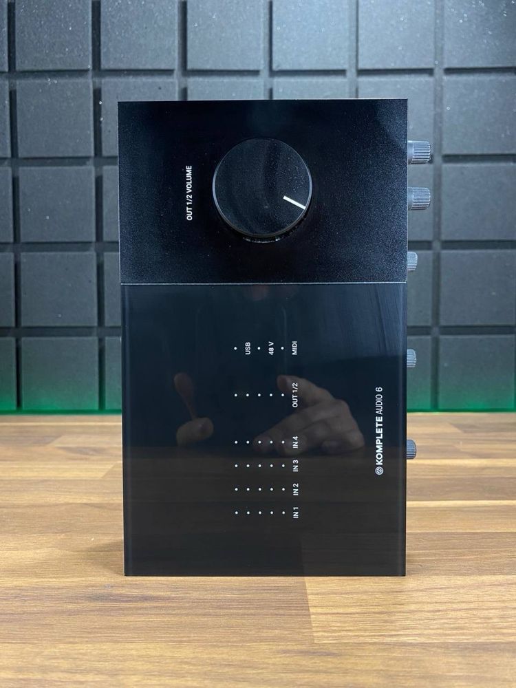 Native Instruments Komplete Audio 6