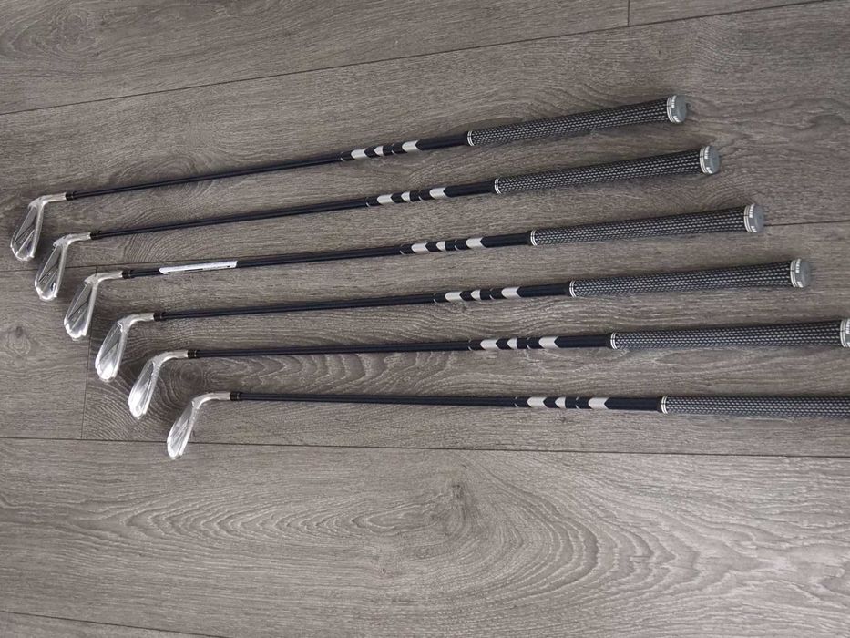 Kije do golfa TaylorMade Sim 2 Max Zestaw żelaz NOWE Grafitowe shafty