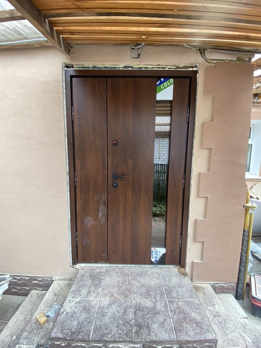 Вуличні вхідні двері для будинку зі склом входные двери уличные в дом