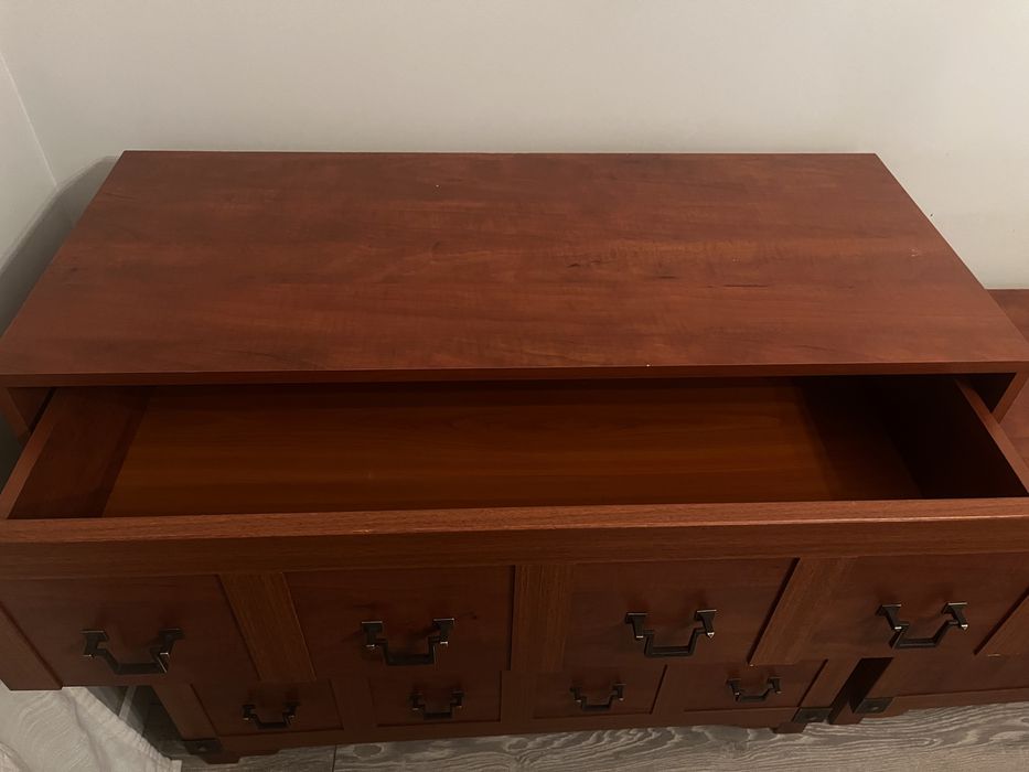 Zestaw mebli orientalnych – solidne, stan bardzo dobry