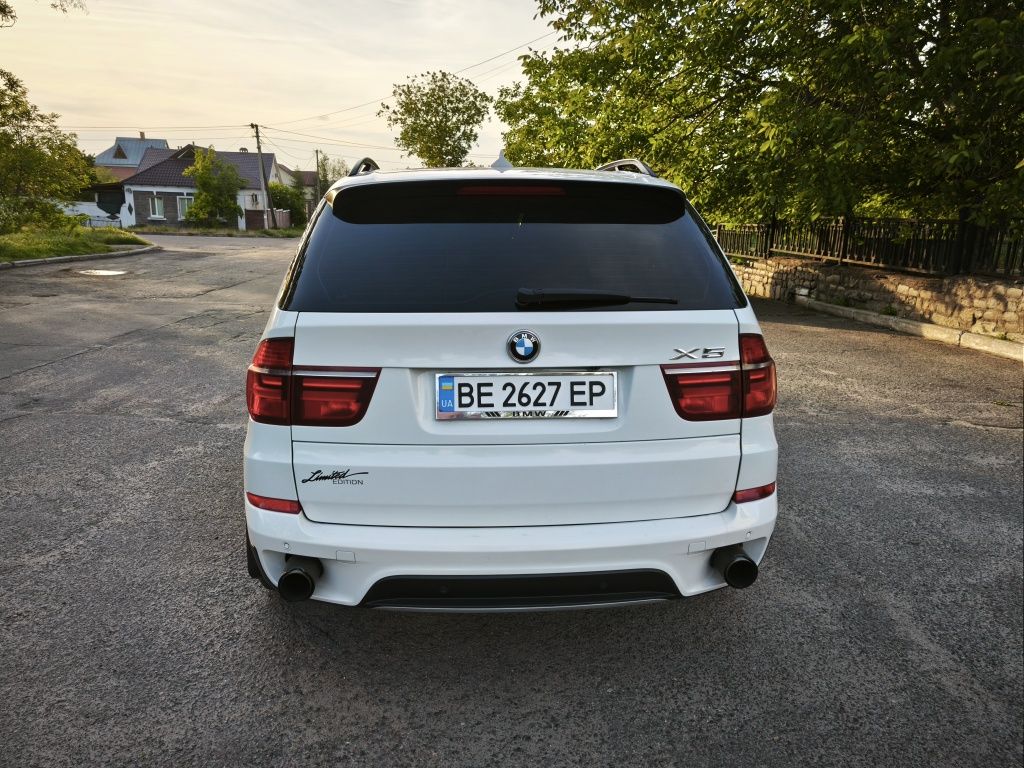 Подам BMW X5 E70
