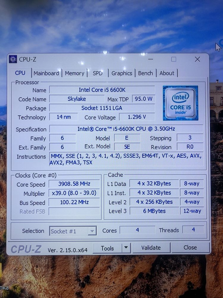 Материнская плата ASUS z170 Delux