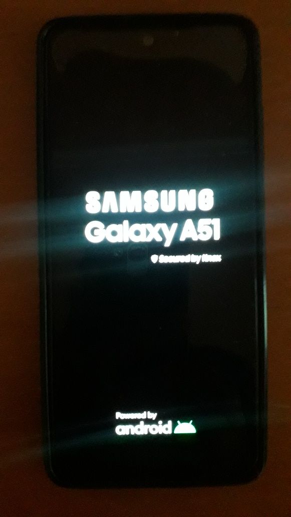 Продам телефон SAMSUNG A51