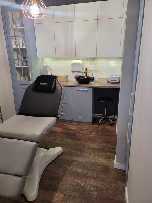 Wynajmę gabinet kosmetyczny na weekendy