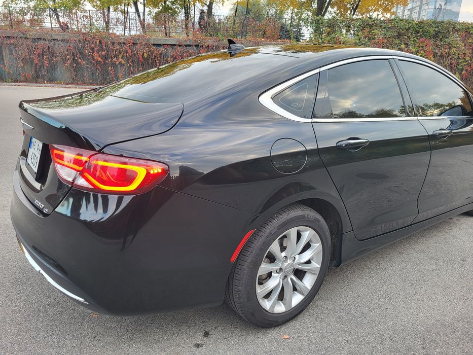 Продаж-Обмін Chrysler 200C