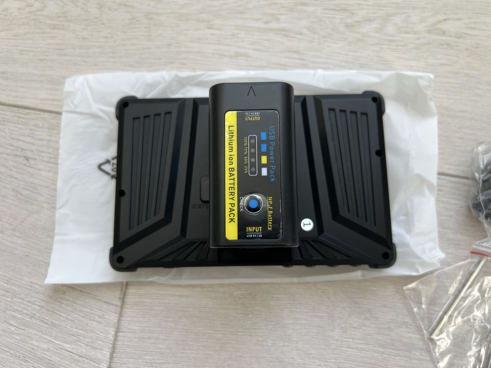 Desview P5II - monitor podglądowy 5.5", Full HD + bateria - filmowanie