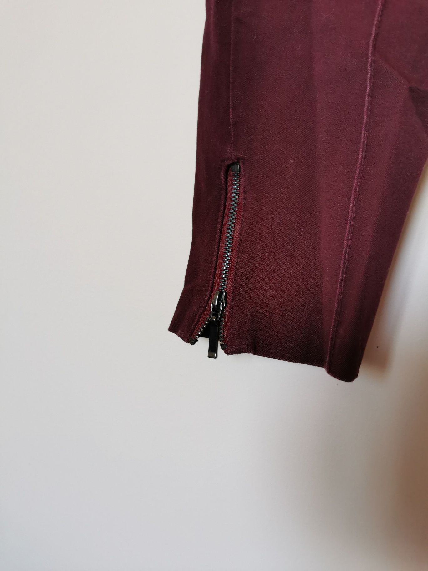 Spodnie bordowe burgundowe skinny wysoki stan zamki M 38 boho M&S
