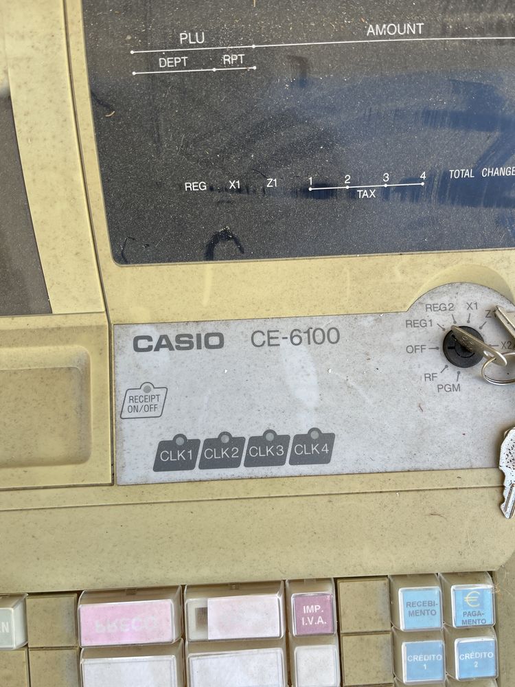 Registadora Casio CE-6100
